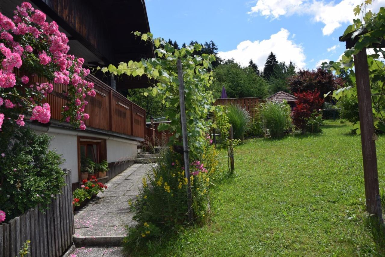 Apartments Pri Bostjanovcu Gorenja Vas  Bagian luar foto